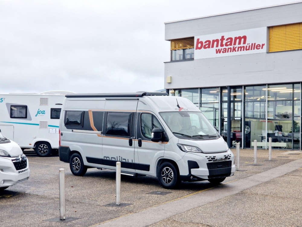 VAN COMPACT 600 LE