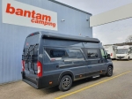 Bantam Van V633M Premium